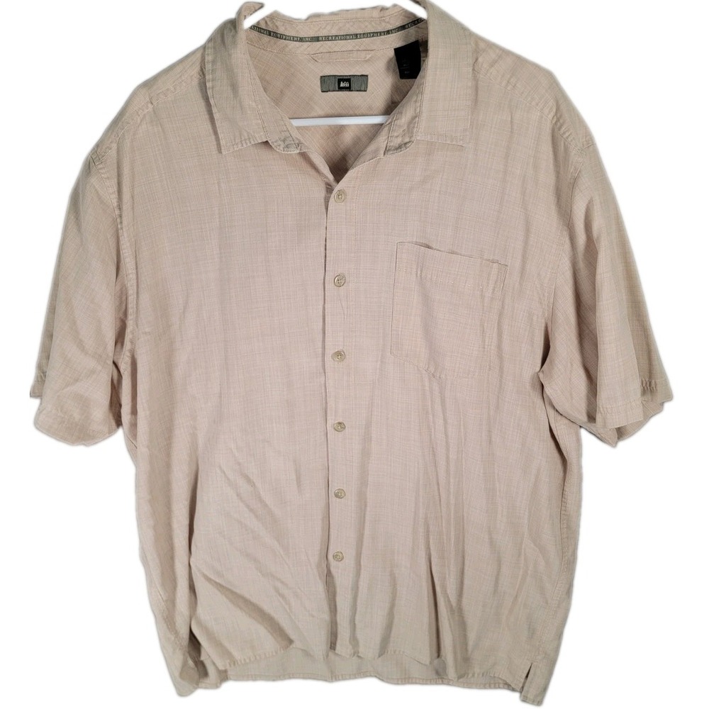 REI Shirt Mens XL Tan Beige Polynosic Rayon Camp Short Sleeve Outdoor Hiking Top